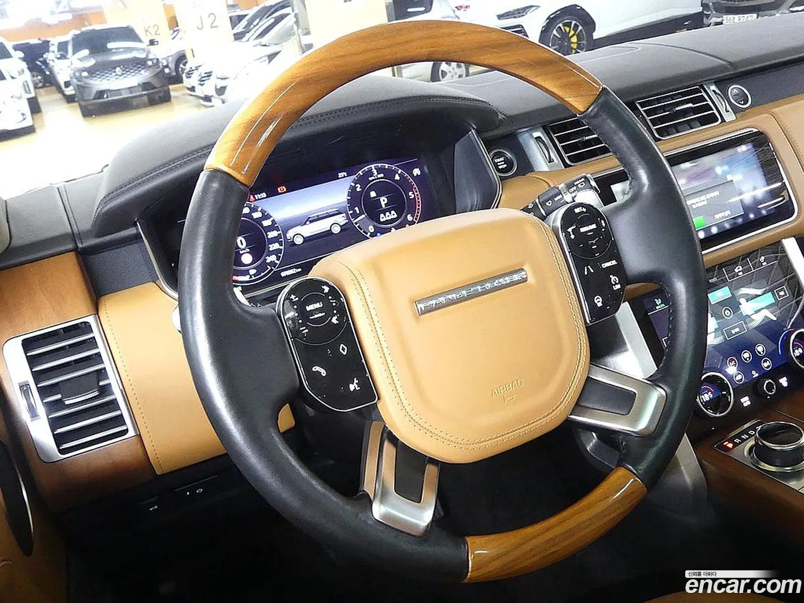 Land Rover Range Rover 2019 — 17