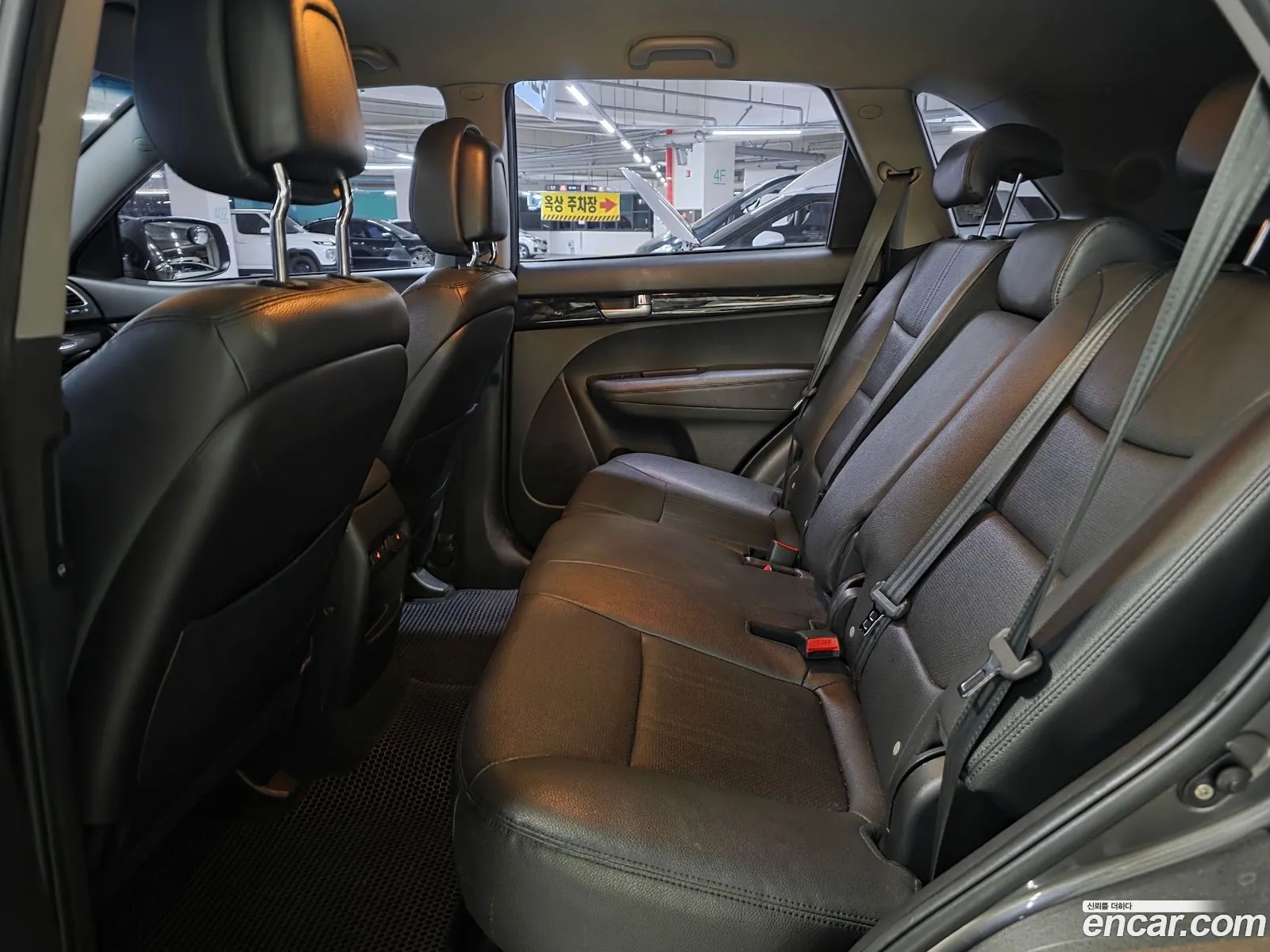 Kia Sorento R 2012 — 7