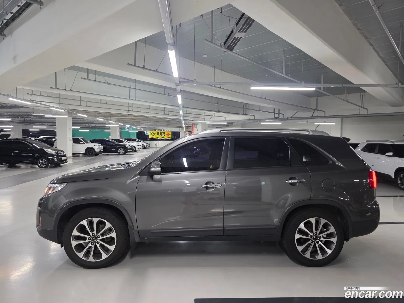 Kia Sorento R 2012 — 18