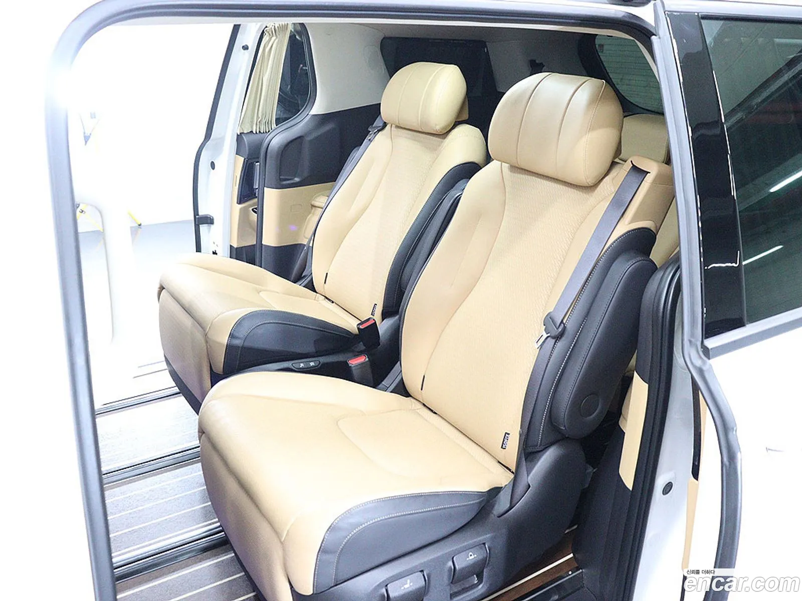 Kia Carnival 2022 — 14