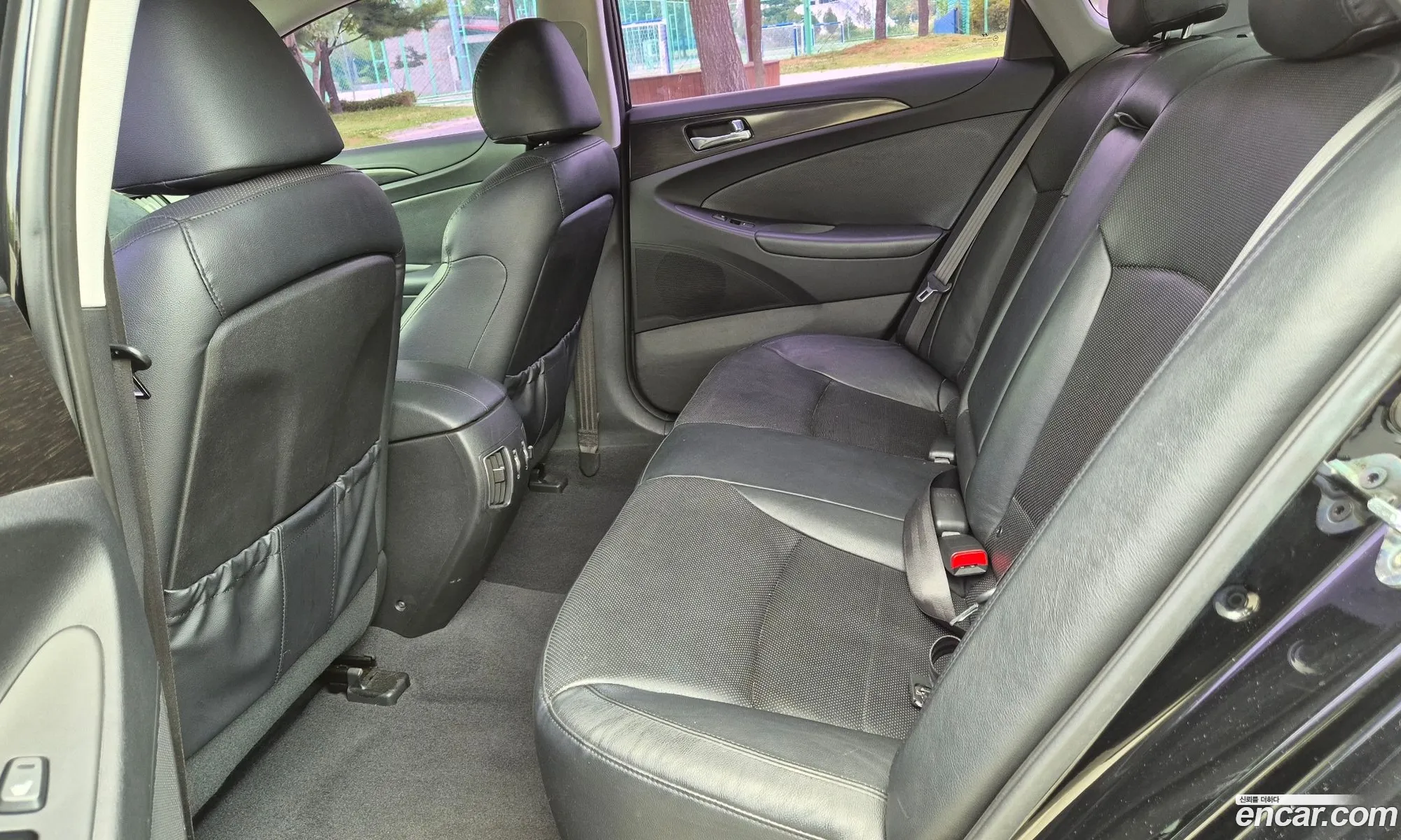 Hyundai YF Sonata 2012 — 3