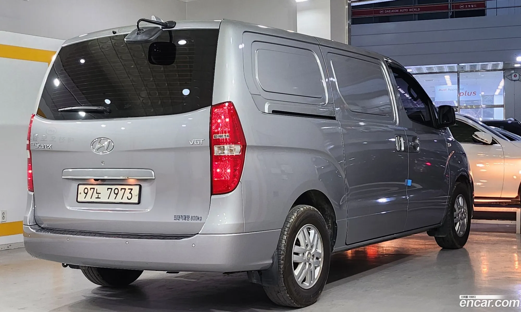 Hyundai Grand Starex 2016 — 16