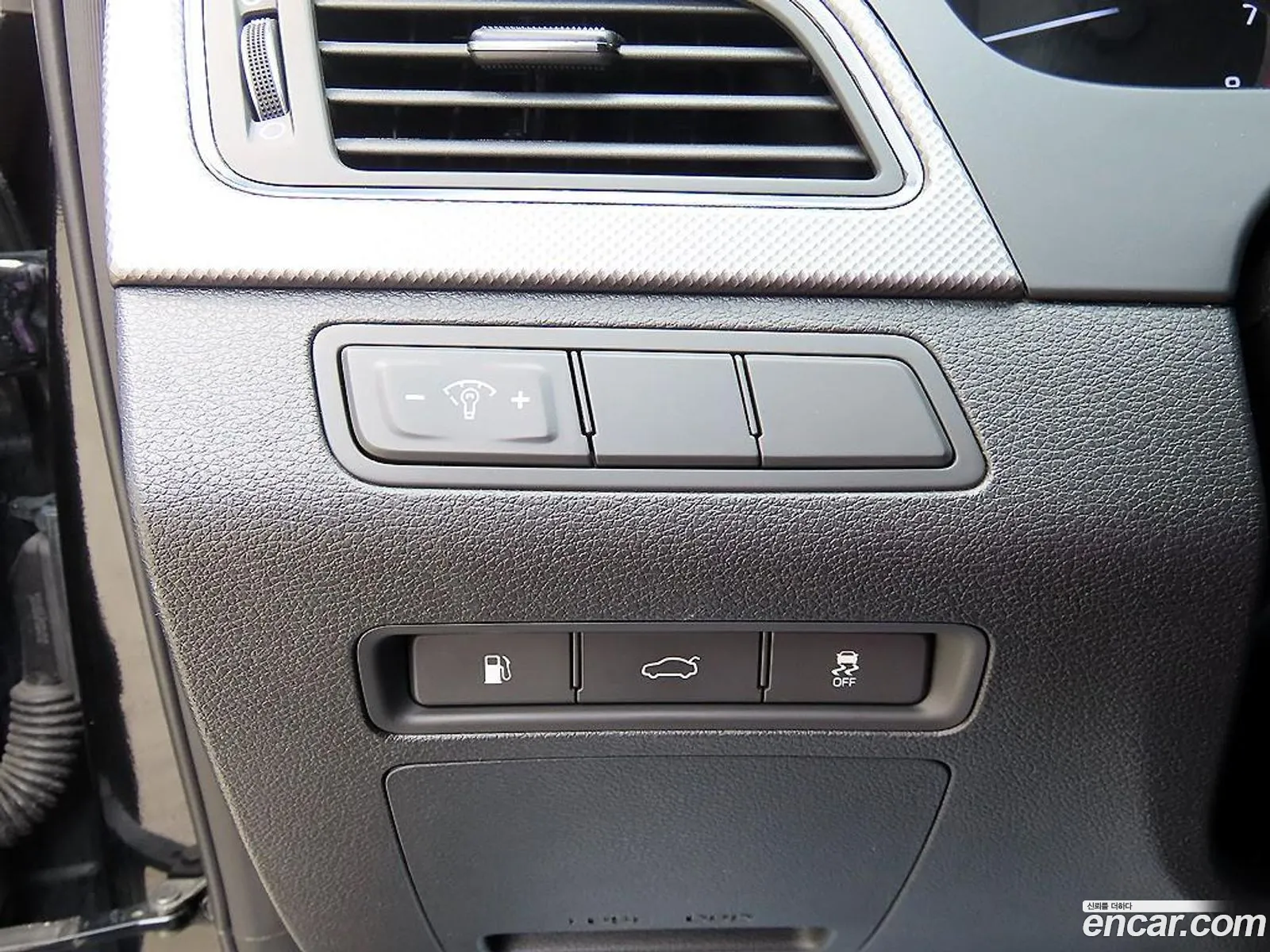 Hyundai LF Sonata 2014 — 6