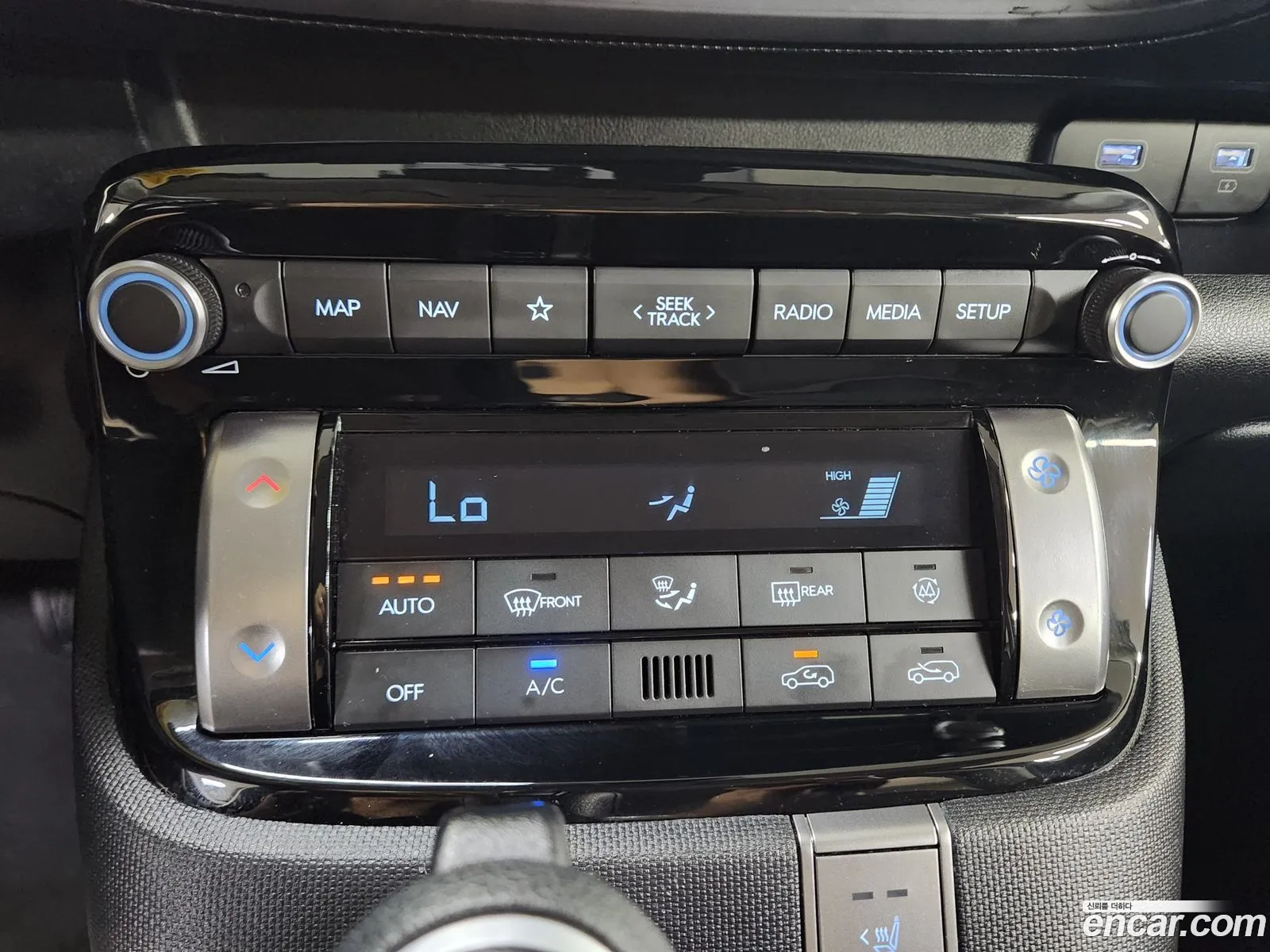 Hyundai Casper 2023 — 18