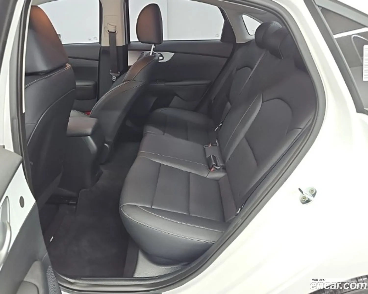 Kia K3 2022 — 7