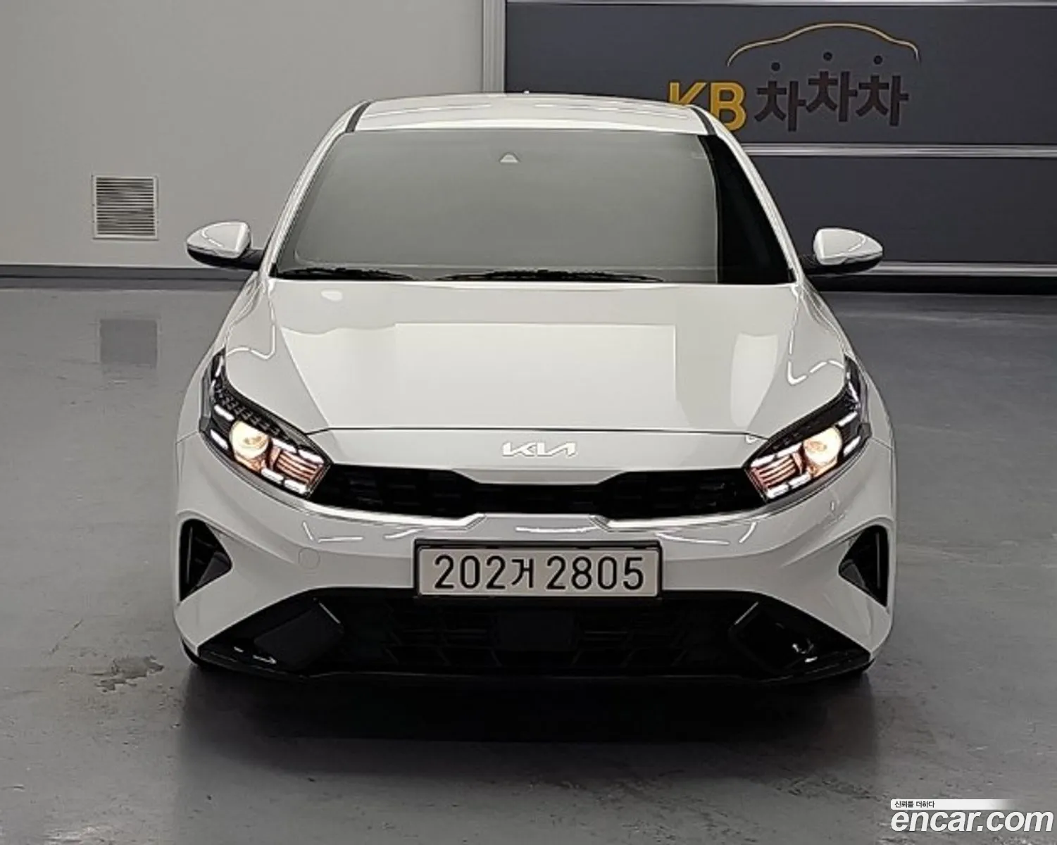 Kia K3 2022 — 12