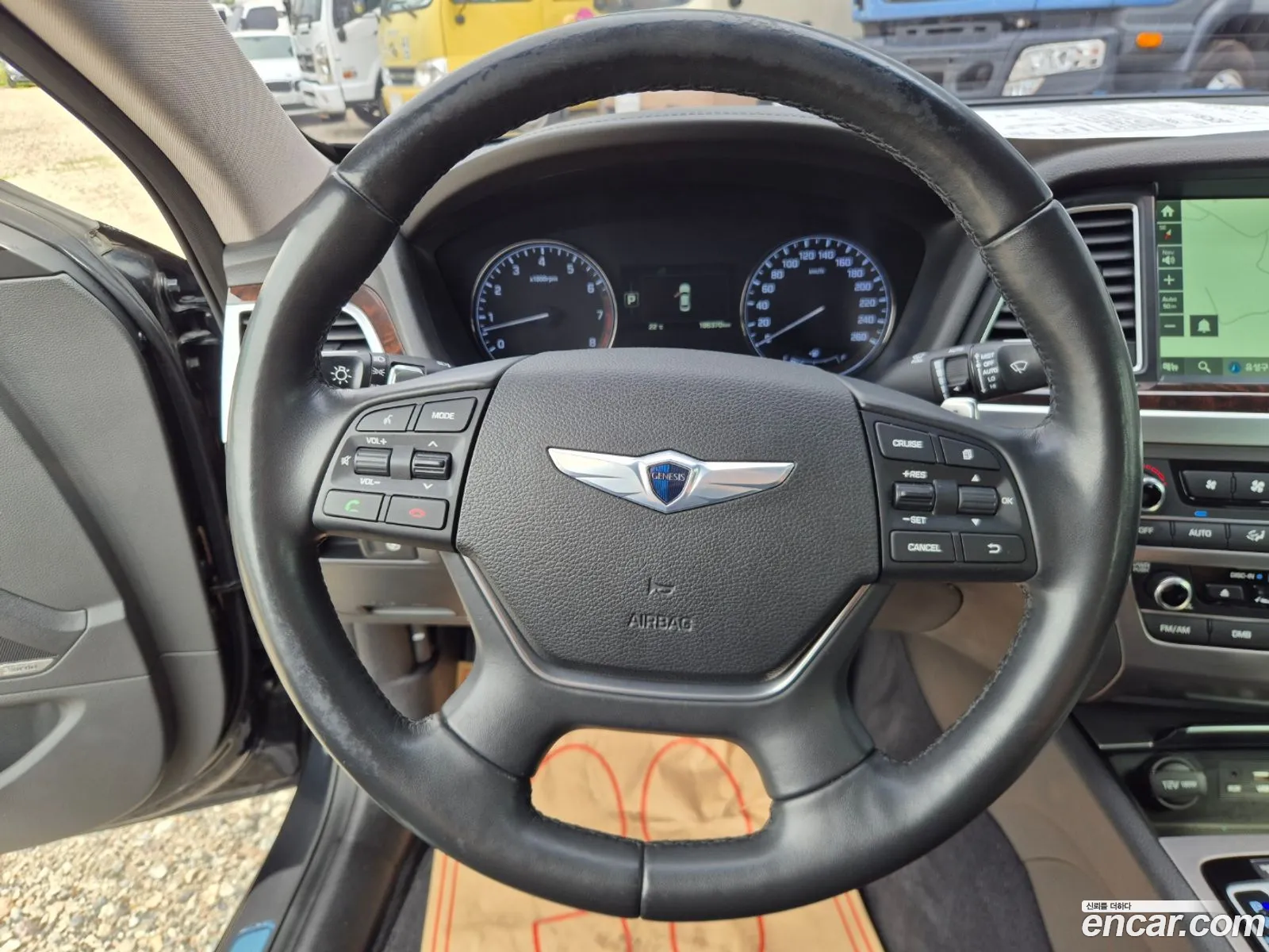 Hyundai Genesis DH 2015 — 18