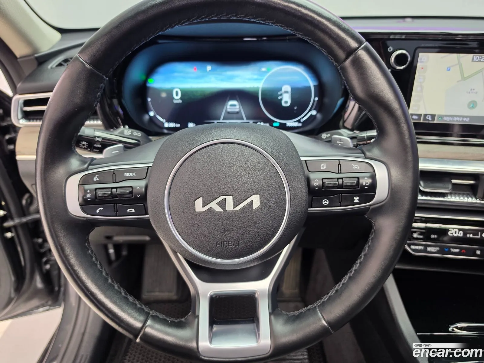 Kia K5 Hybrid 2022 — 15
