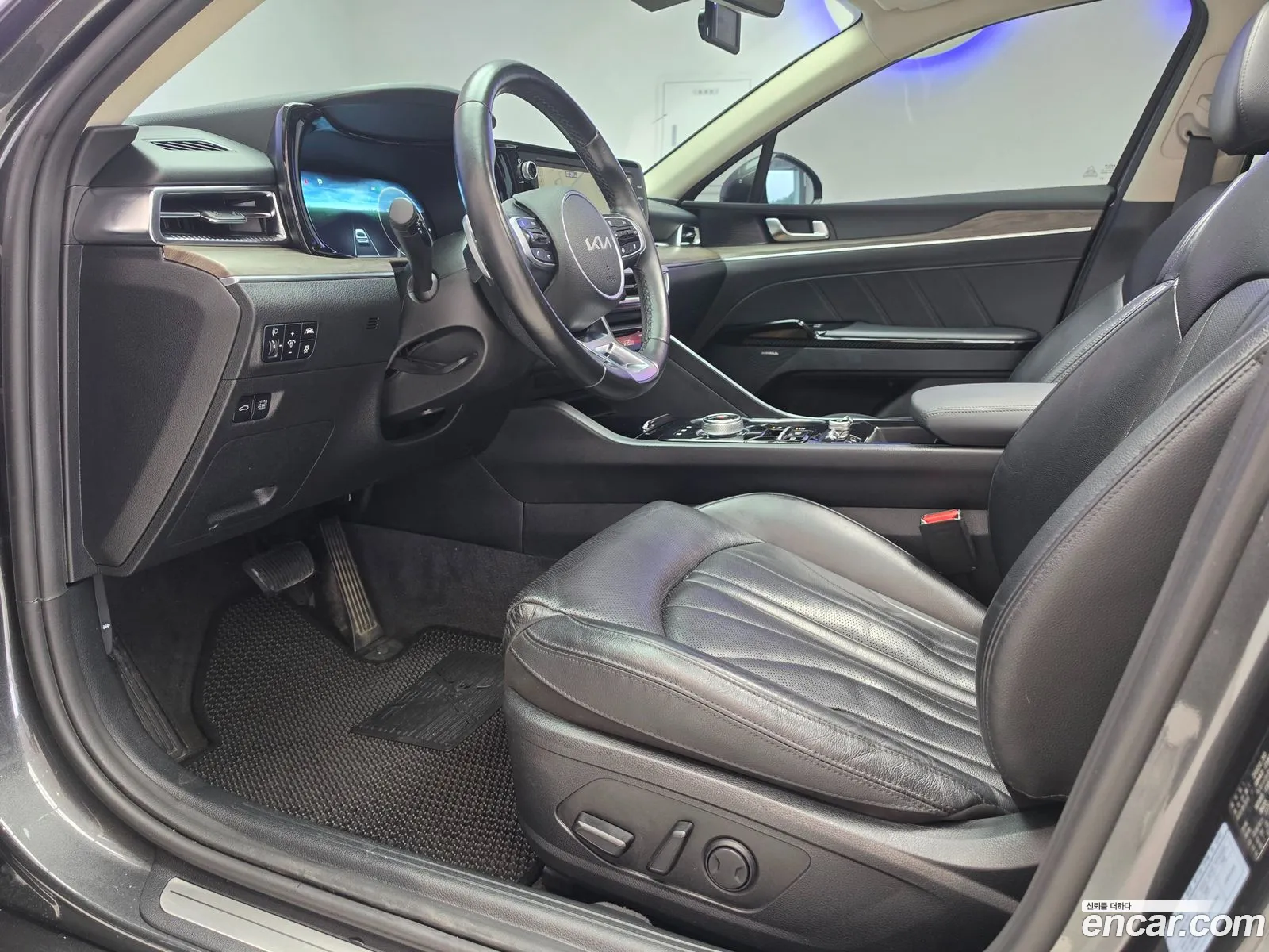 Kia K5 Hybrid 2022 — 20