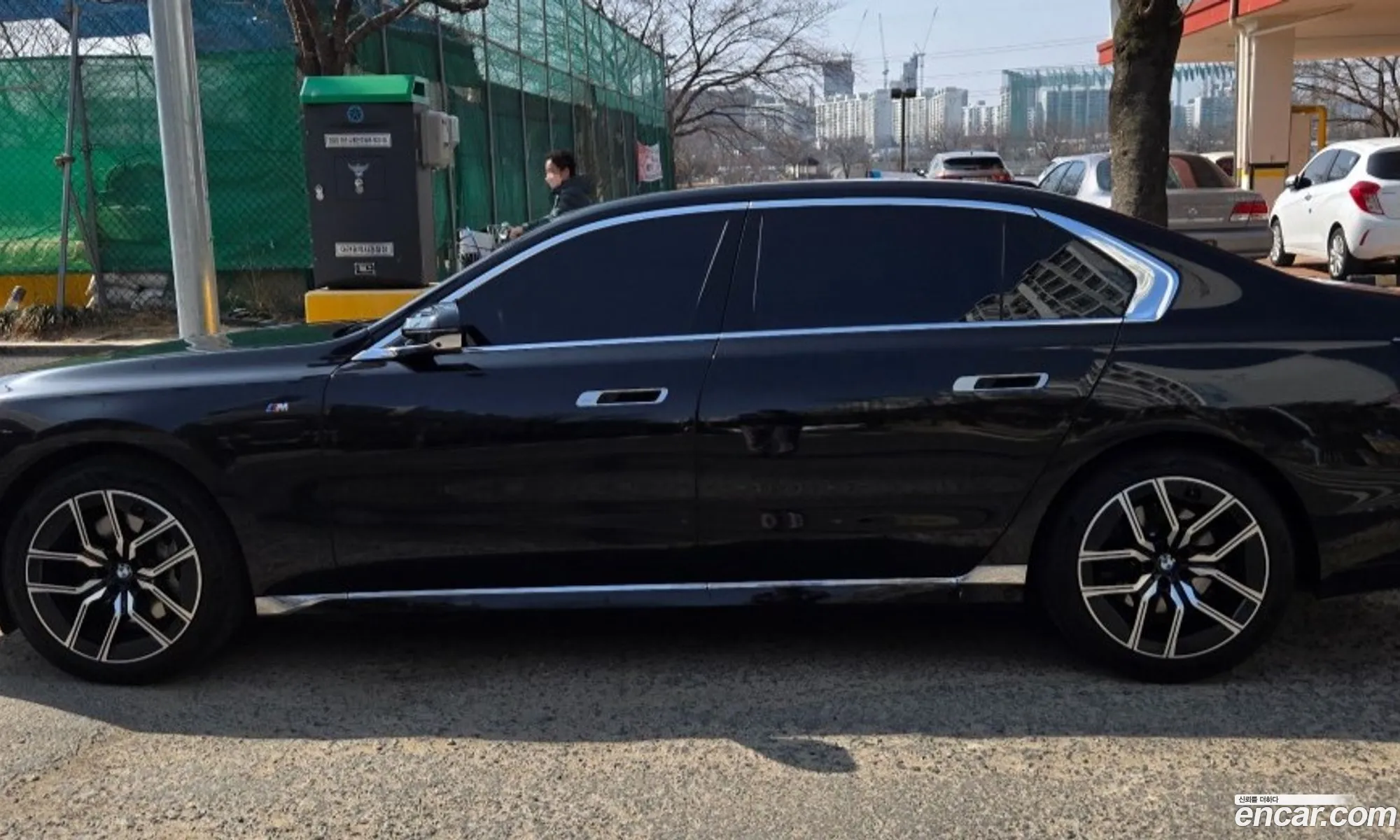 BMW 7 Series 2024 — 11