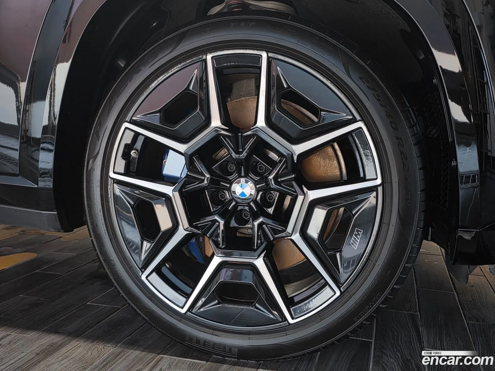 BMW XM 2024 — 7