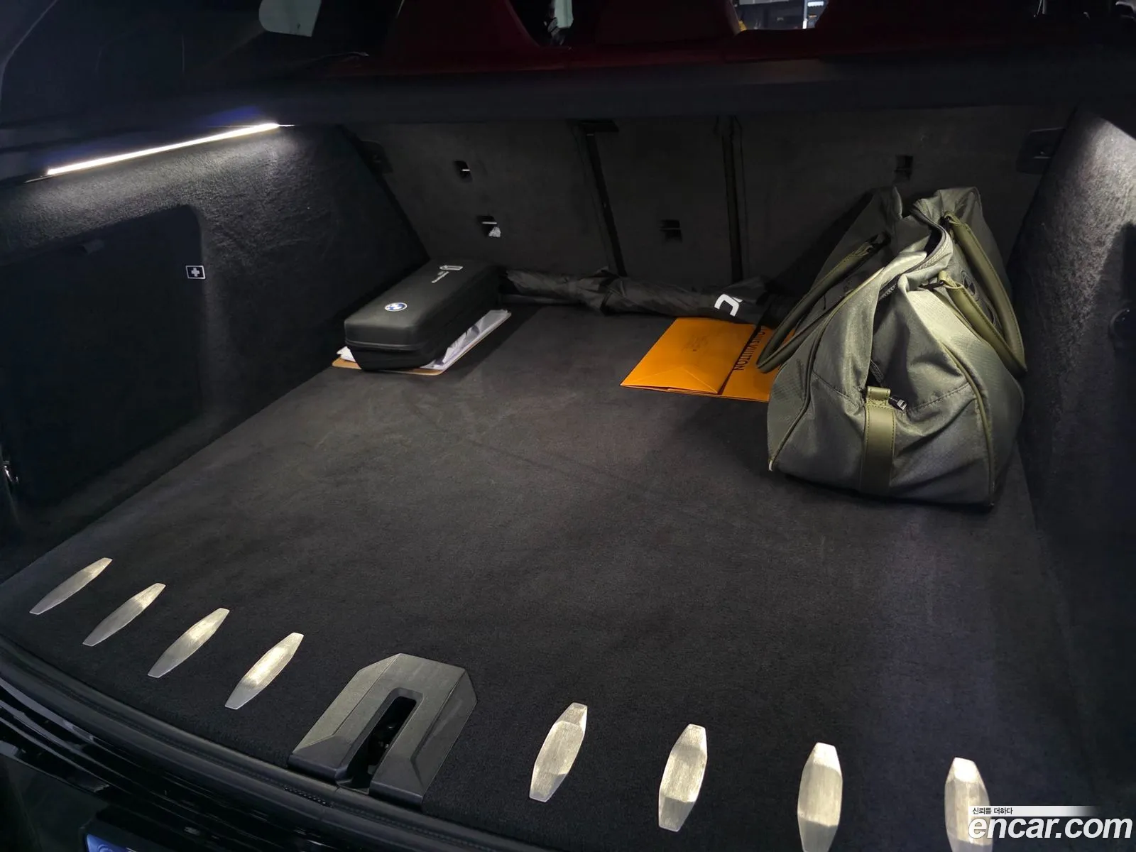 BMW XM 2024 — 16