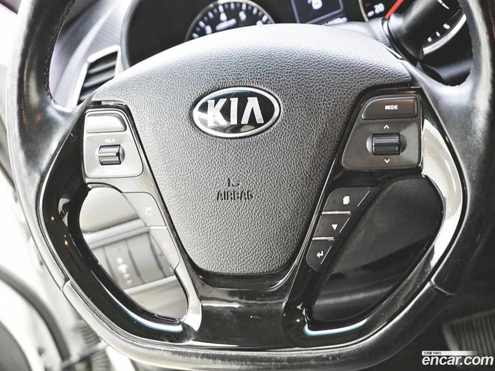 Kia K3 2017 — 5