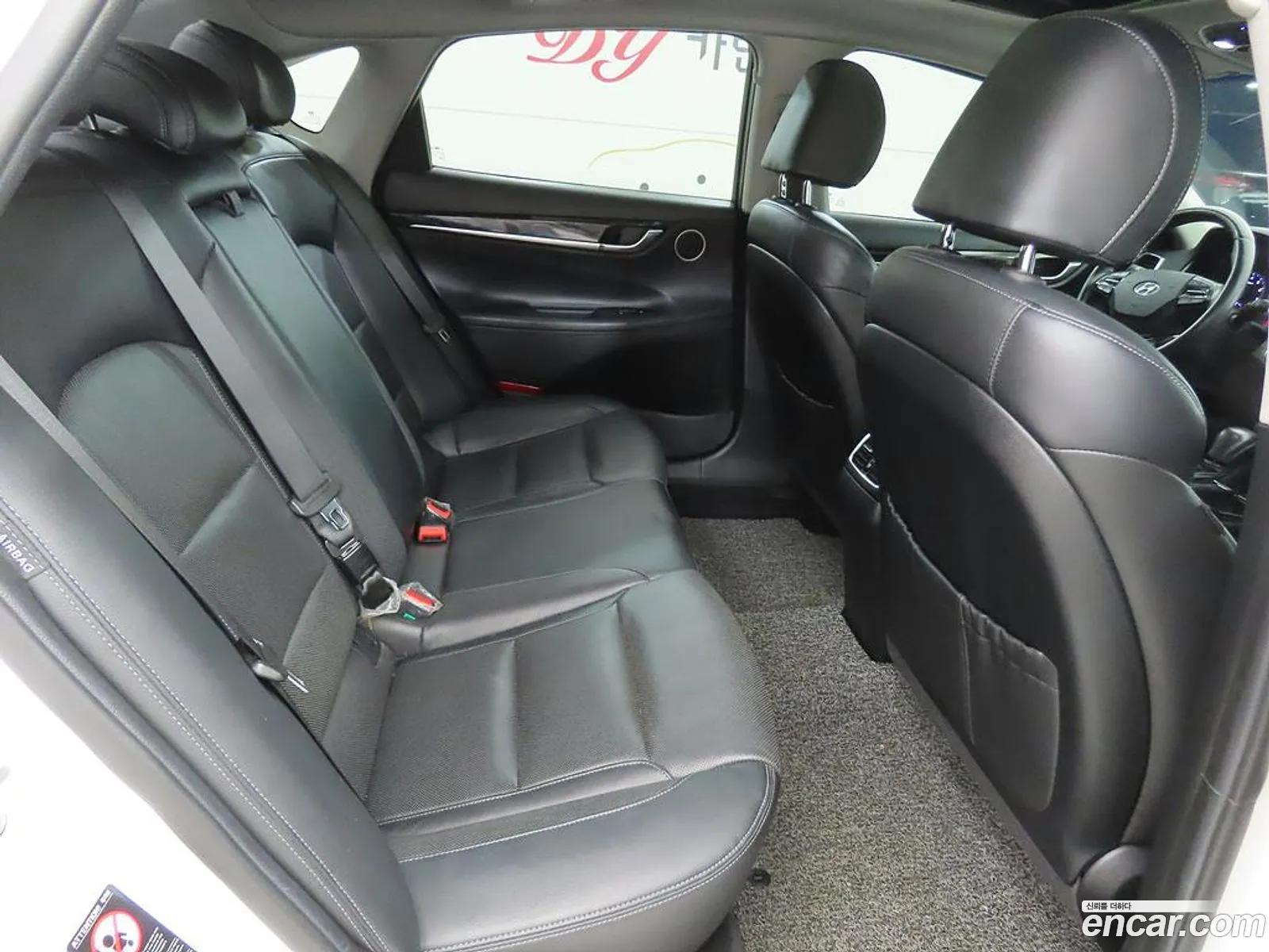 Hyundai Grandeur IG 2017 — 17