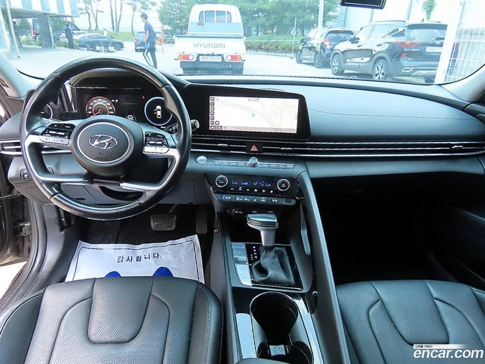 Hyundai Elantra 2021 — 13