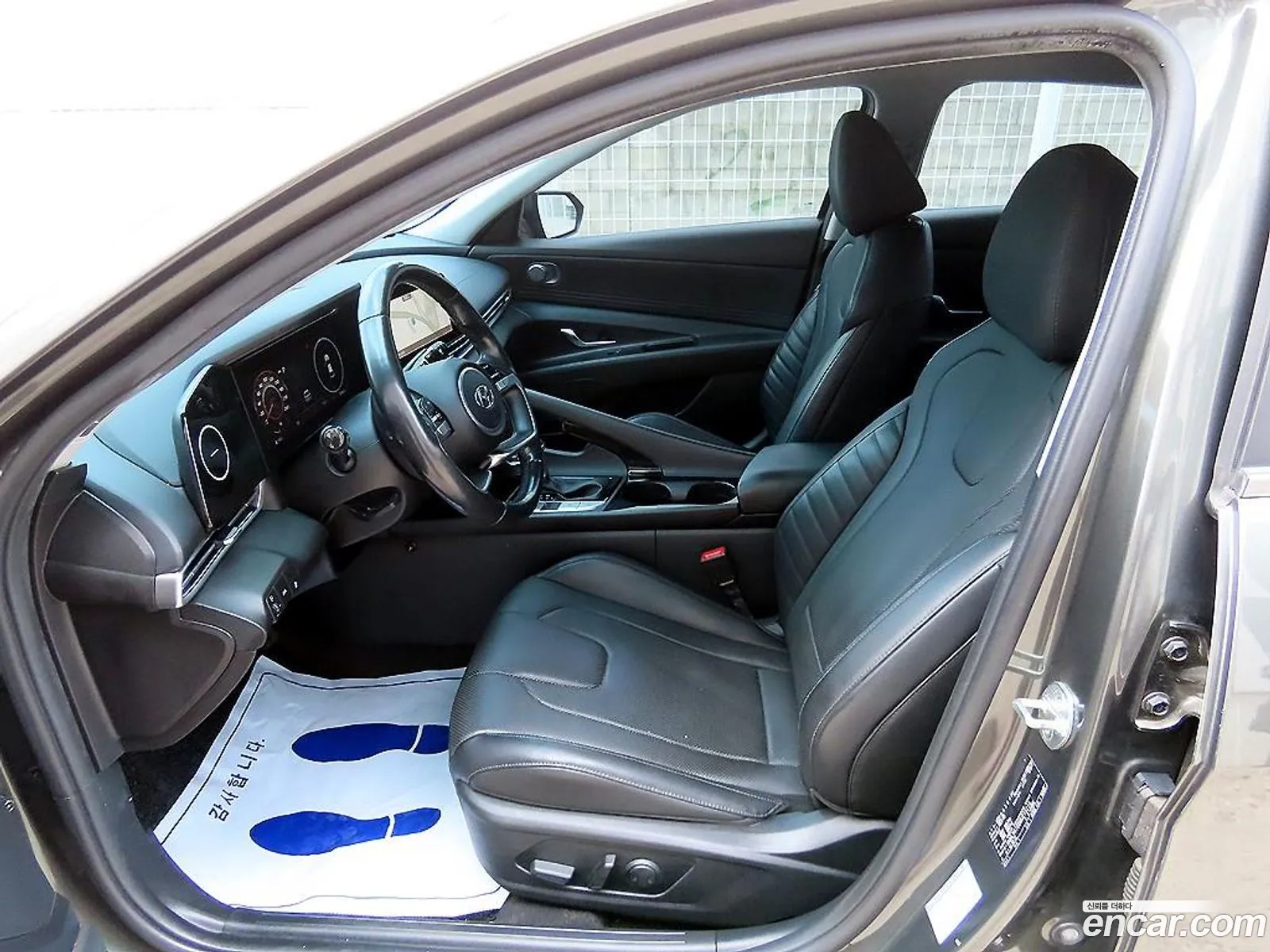Hyundai Elantra 2021 — 2