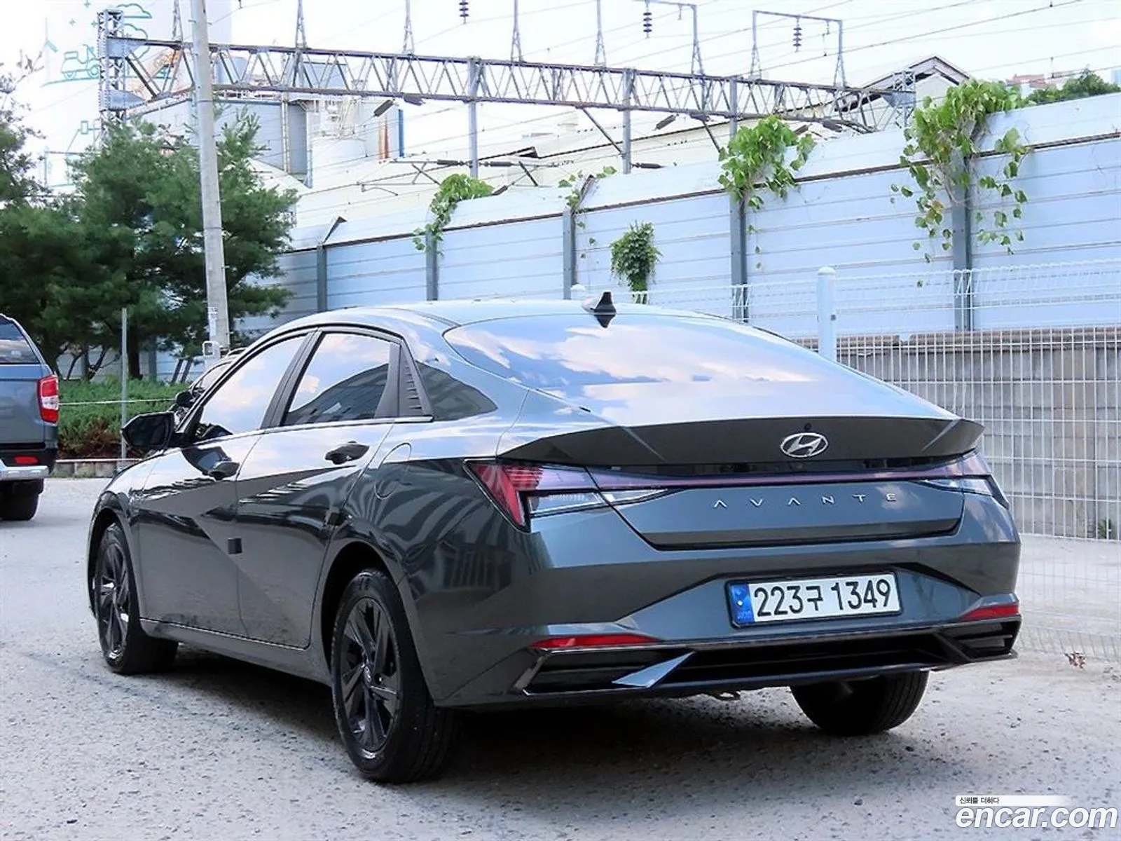 Hyundai Elantra 2021 — 3