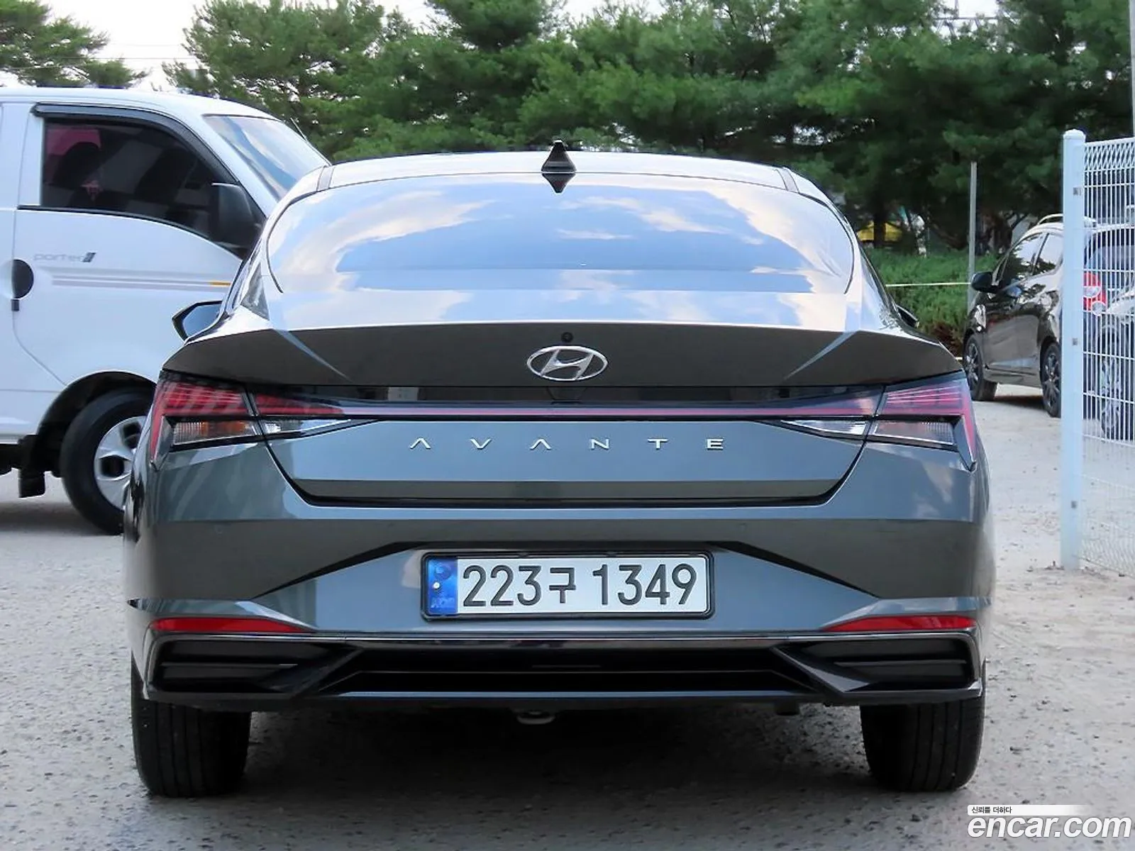 Hyundai Elantra 2021 — 19