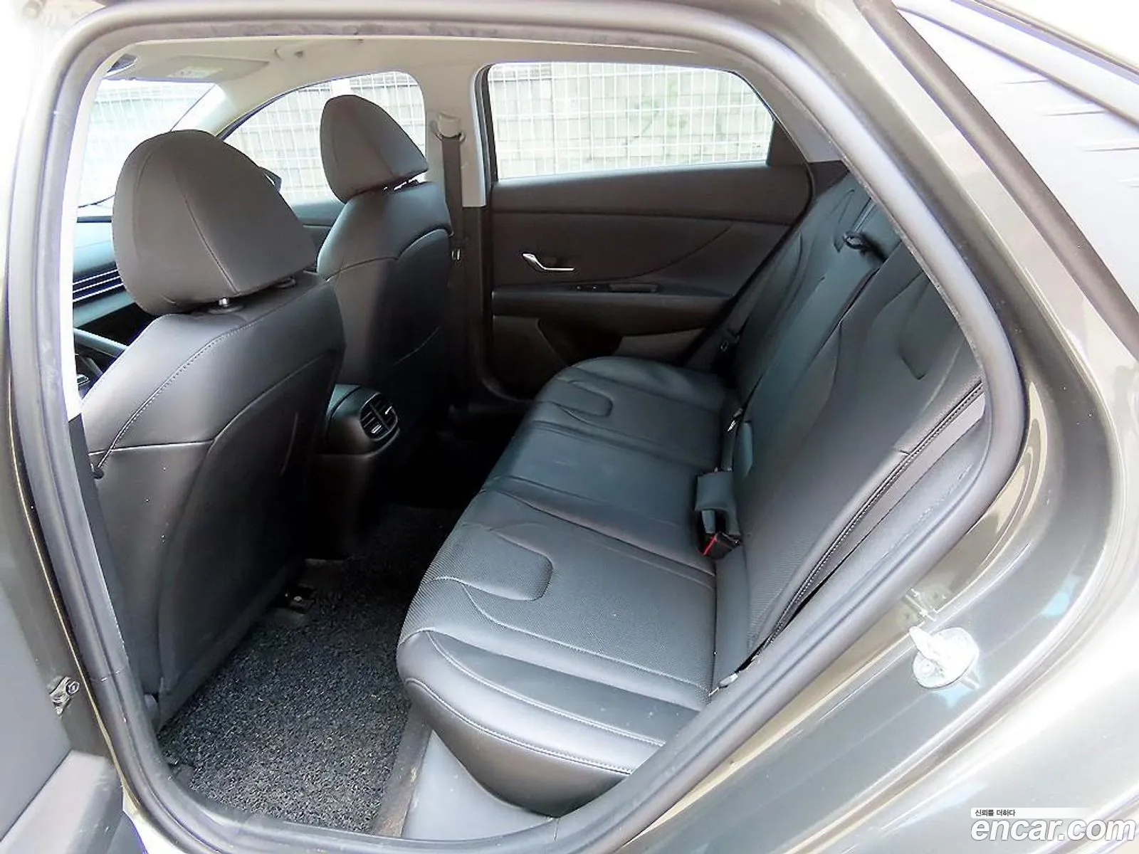 Hyundai Elantra 2021 — 9