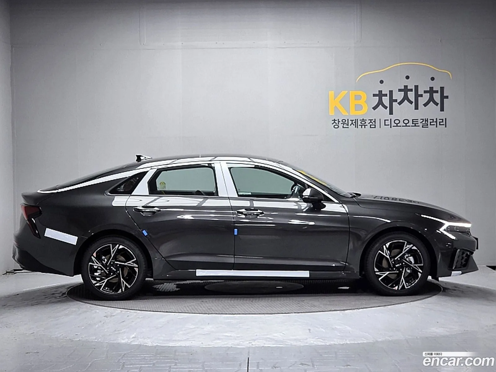 Kia K5 2026 — 17