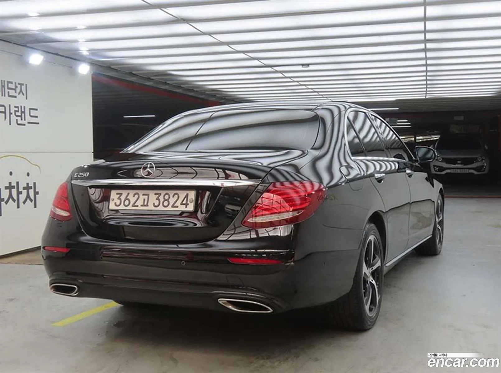 Mercedes-Benz E-Class W213 2019 — 12