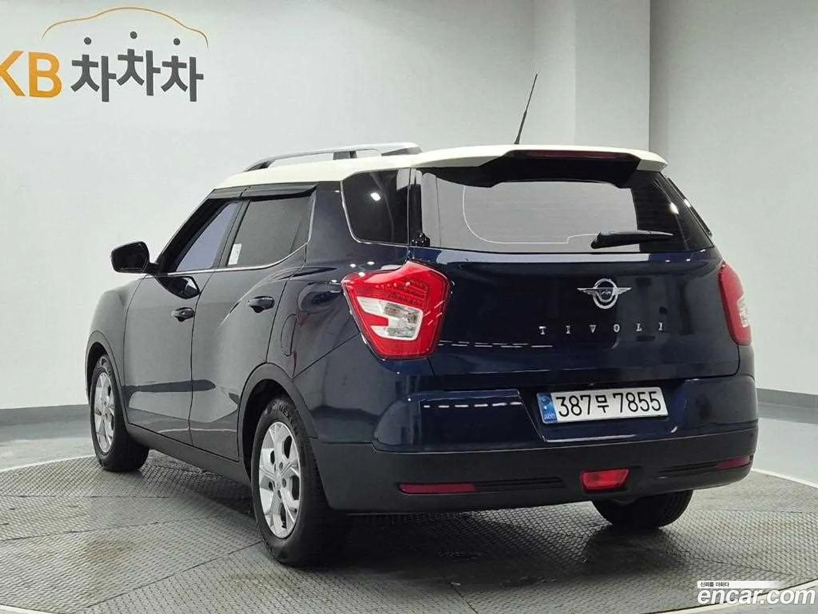 KG Mobility (SsangYong) Tivoli Air 2017 — 19
