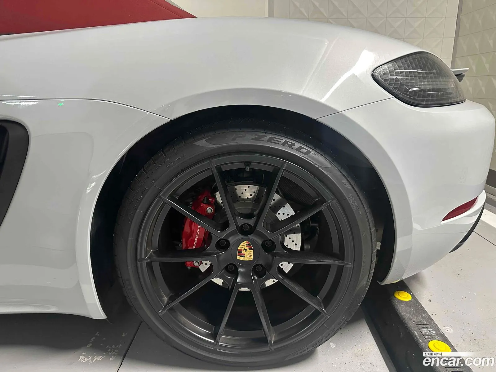 Porsche 718 Boxster 2023 — 8