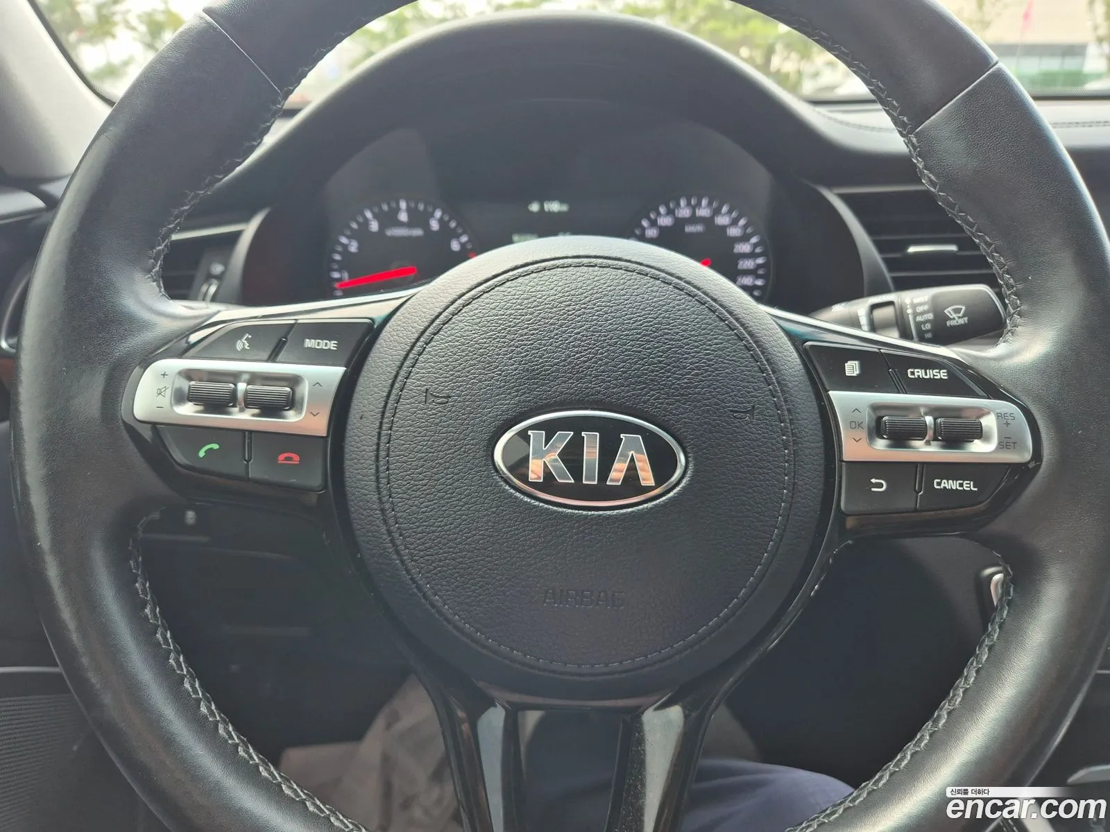 Kia K7 2016 — 14