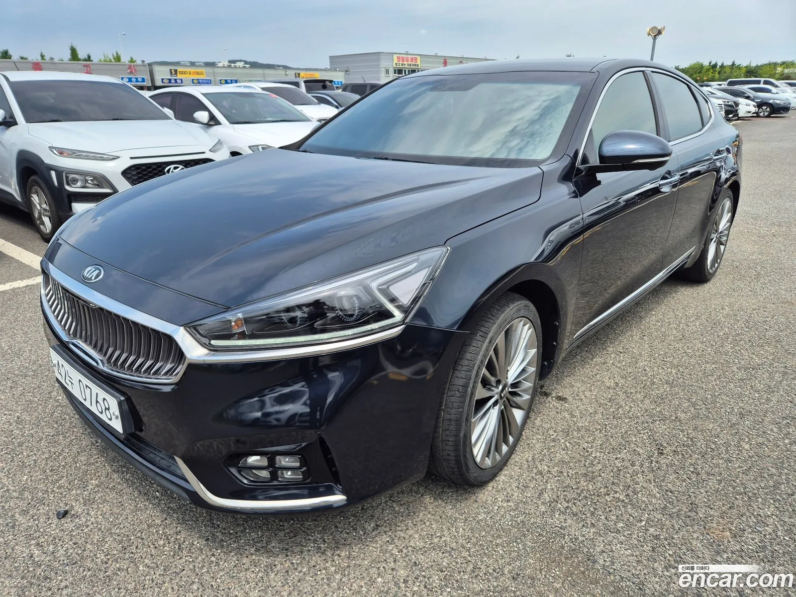 Kia K7 2016 — 18