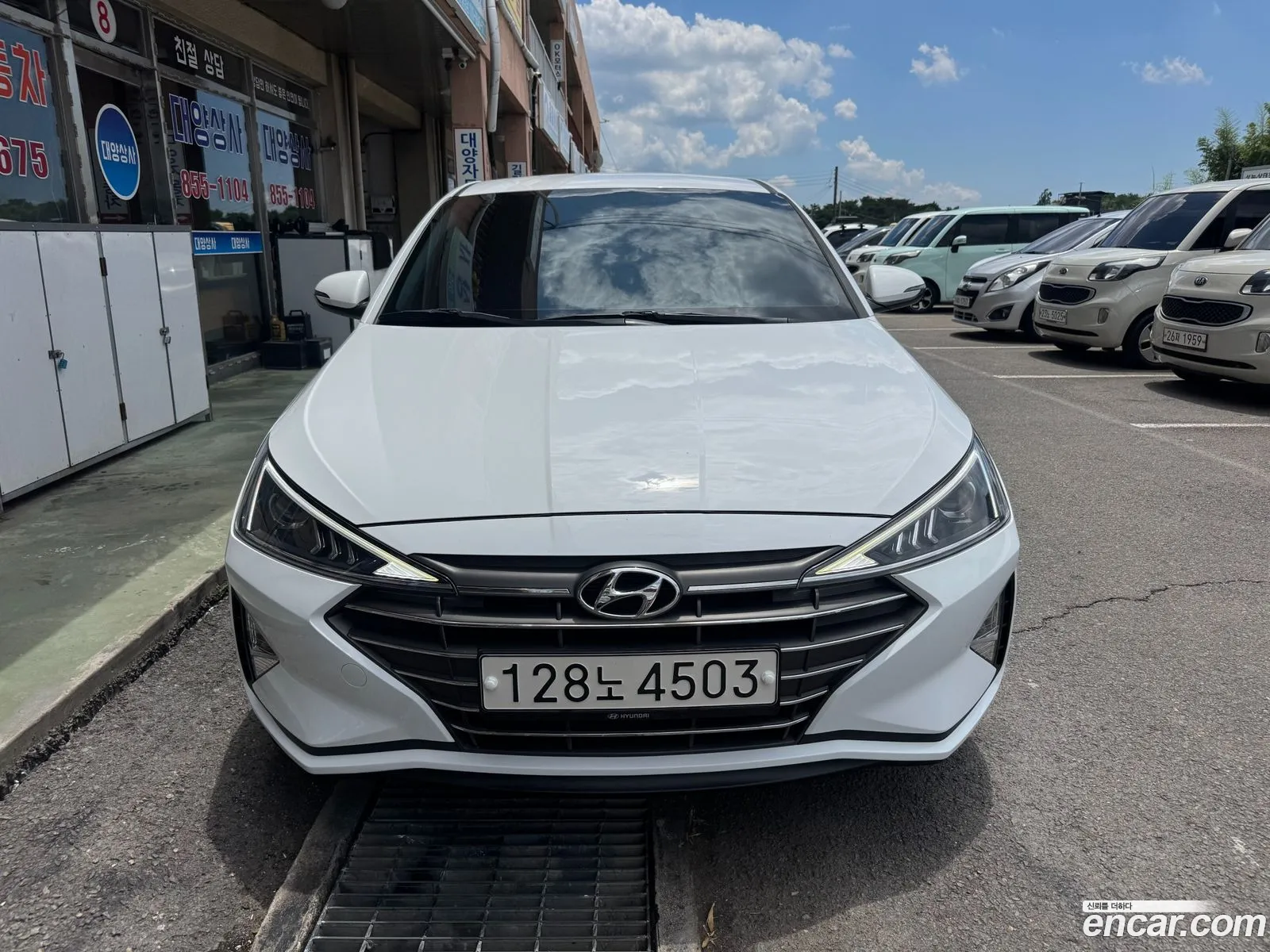 Hyundai Elantra AD 2020 — 12