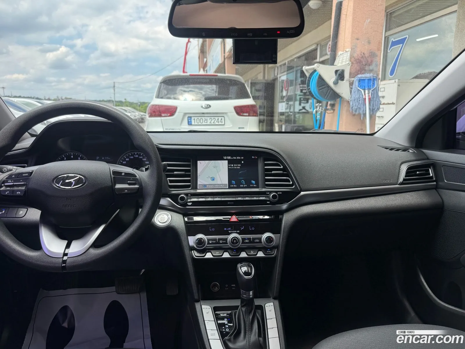 Hyundai Elantra AD 2020 — 6