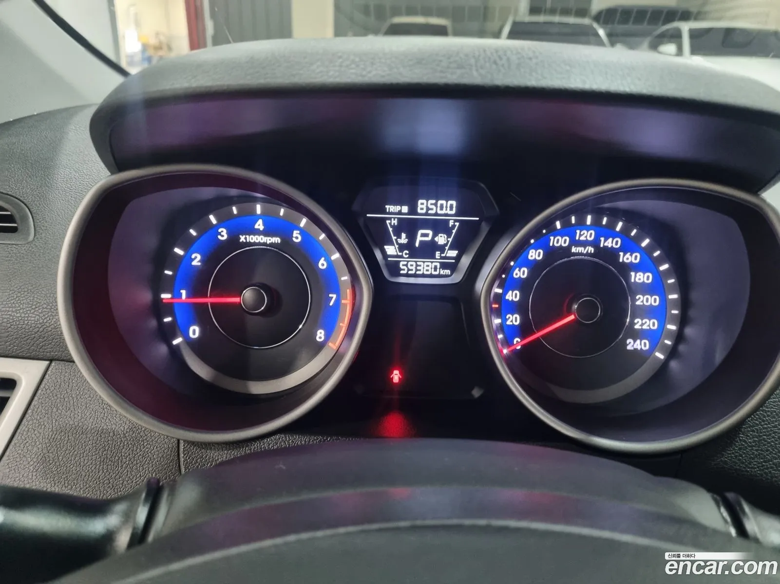 Hyundai Elantra 2014 — 17