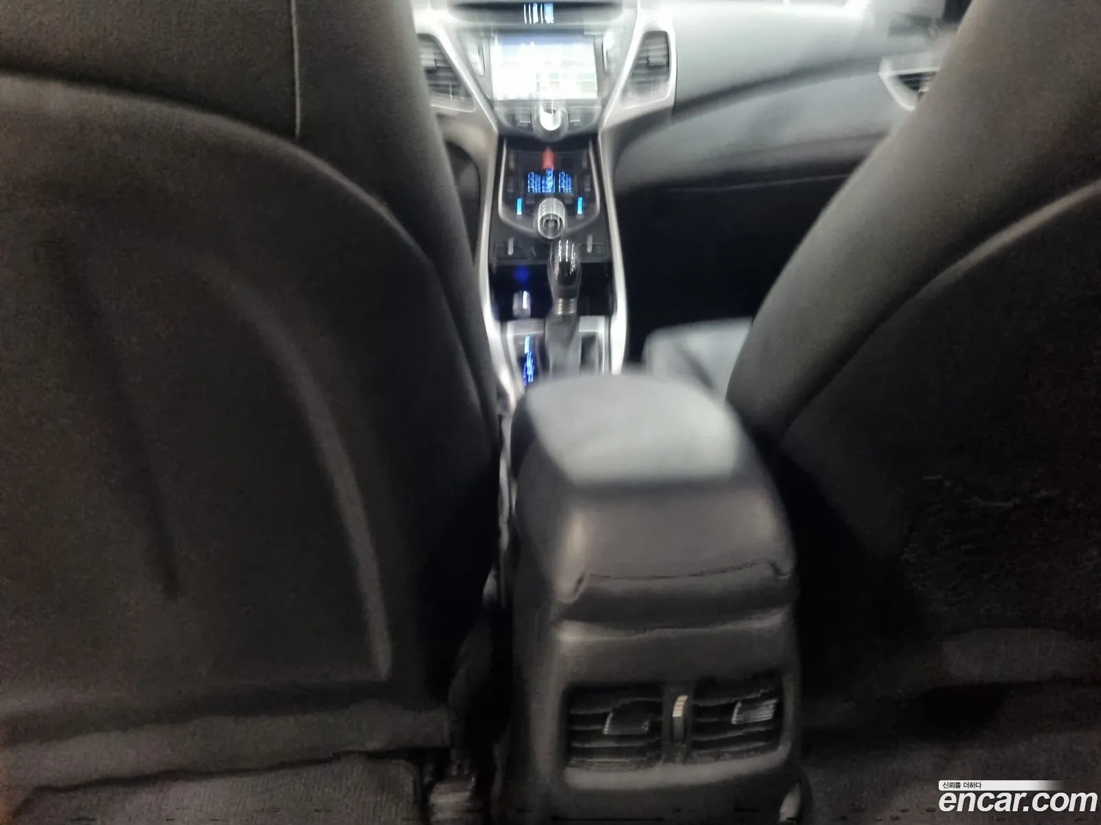 Hyundai Elantra 2014 — 8