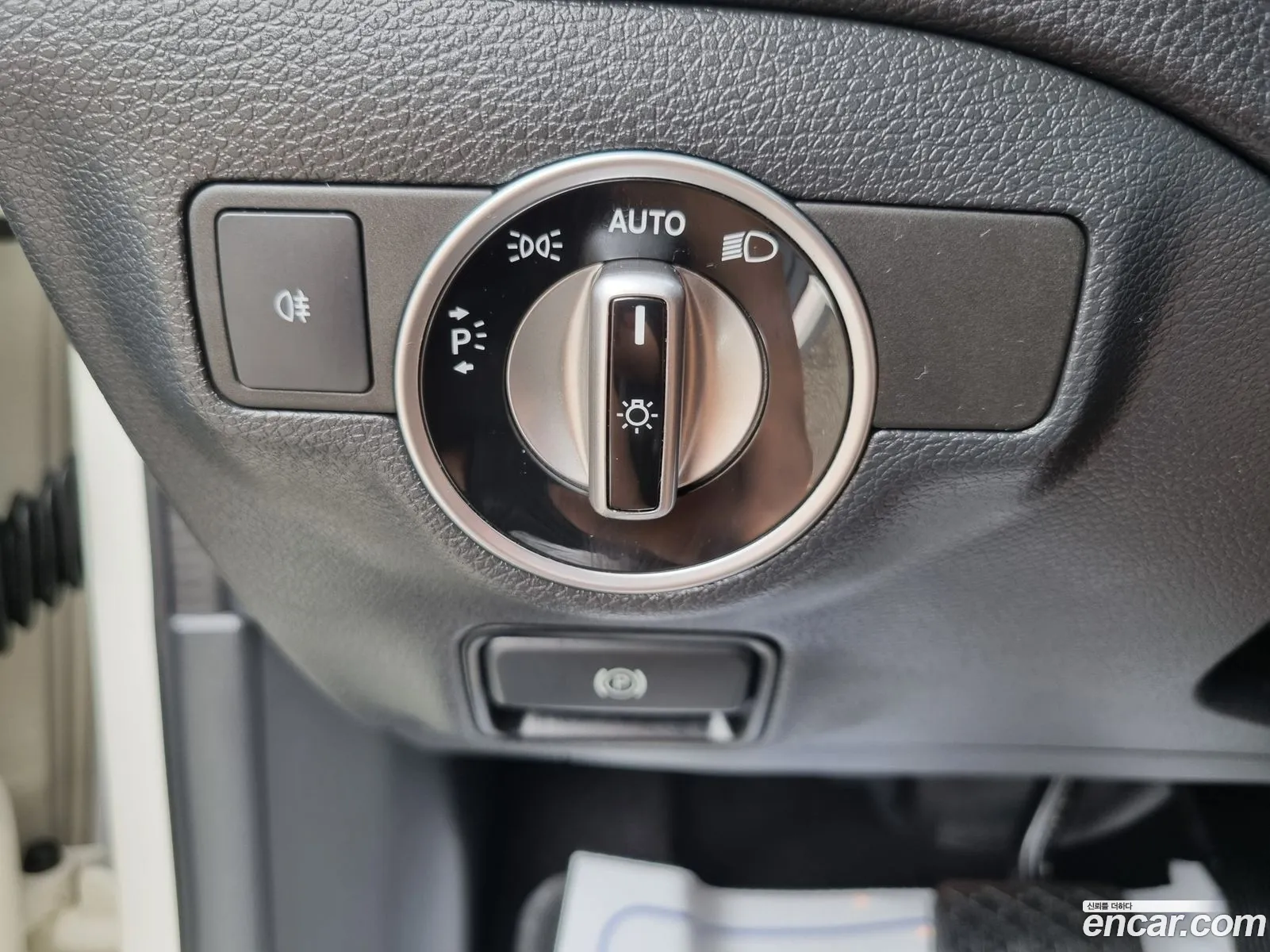 Mercedes-Benz GLA-Class X156 2017 — 2