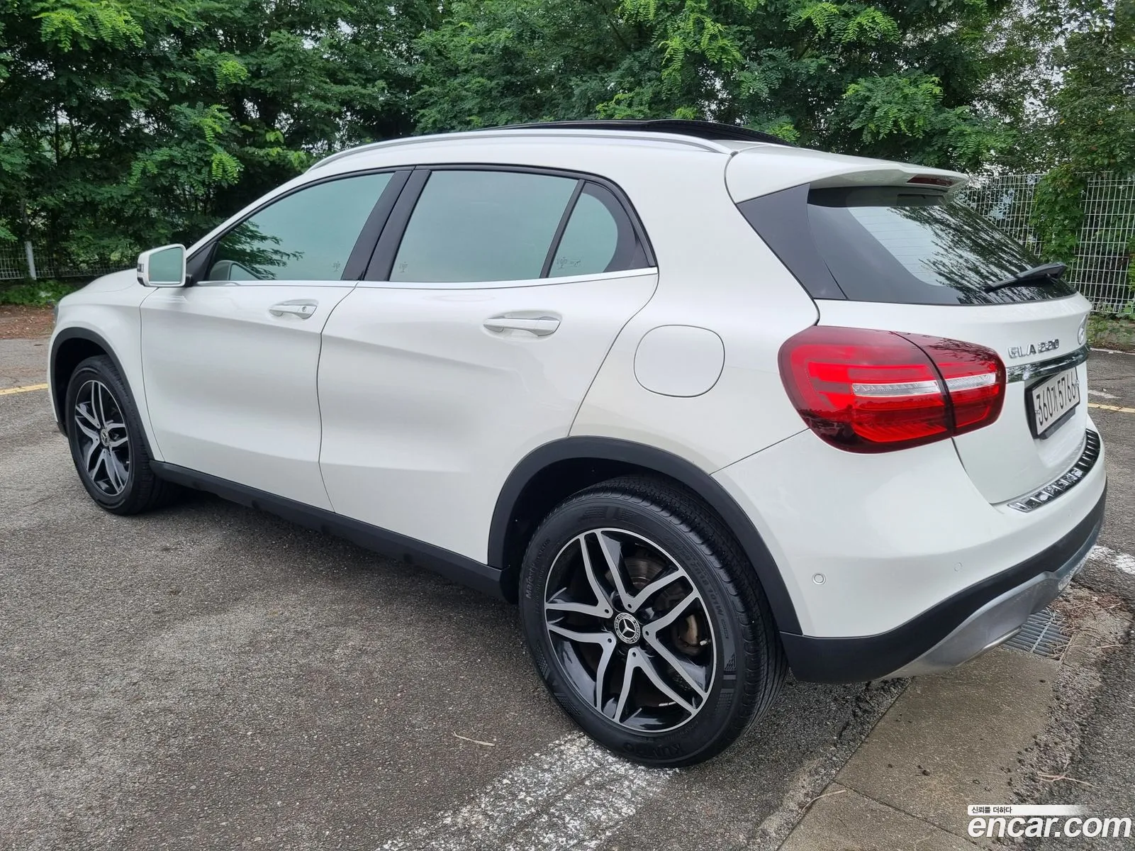 Mercedes-Benz GLA-Class X156 2017 — 14