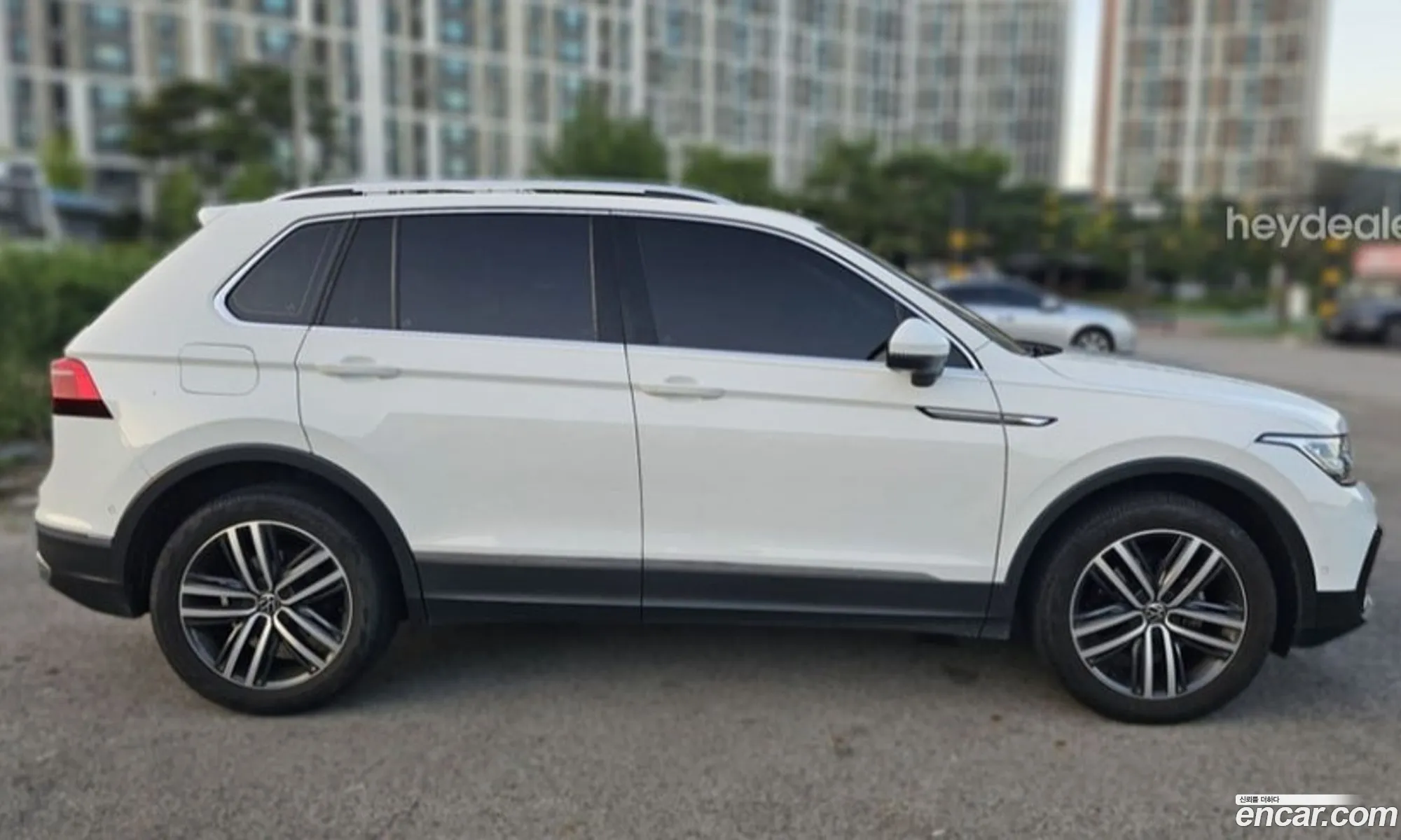 Volkswagen Tiguan 2022 — 9