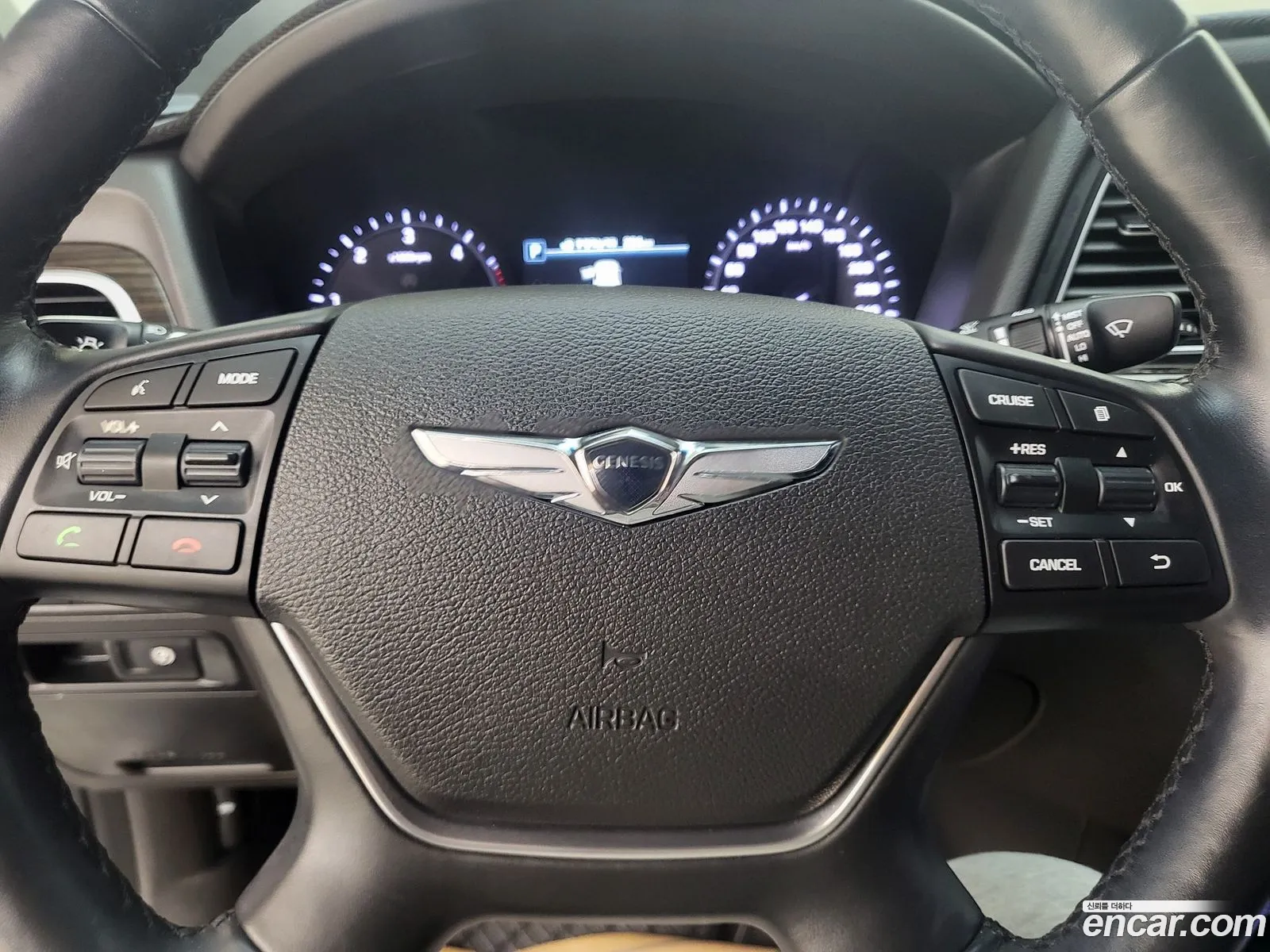 Genesis G80 2018 — 16