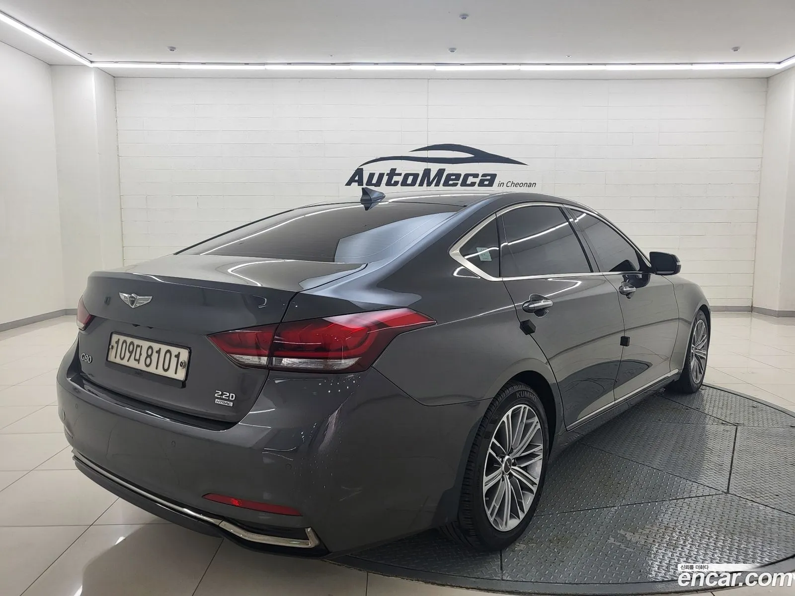 Genesis G80 2018 — 12