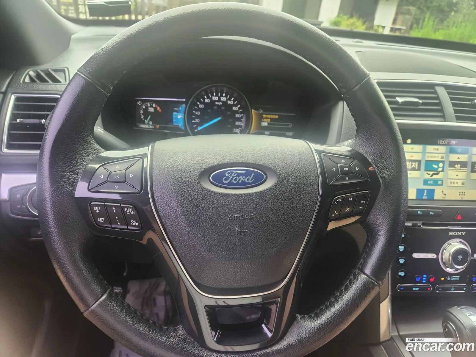 Ford Explorer 2018 — 9