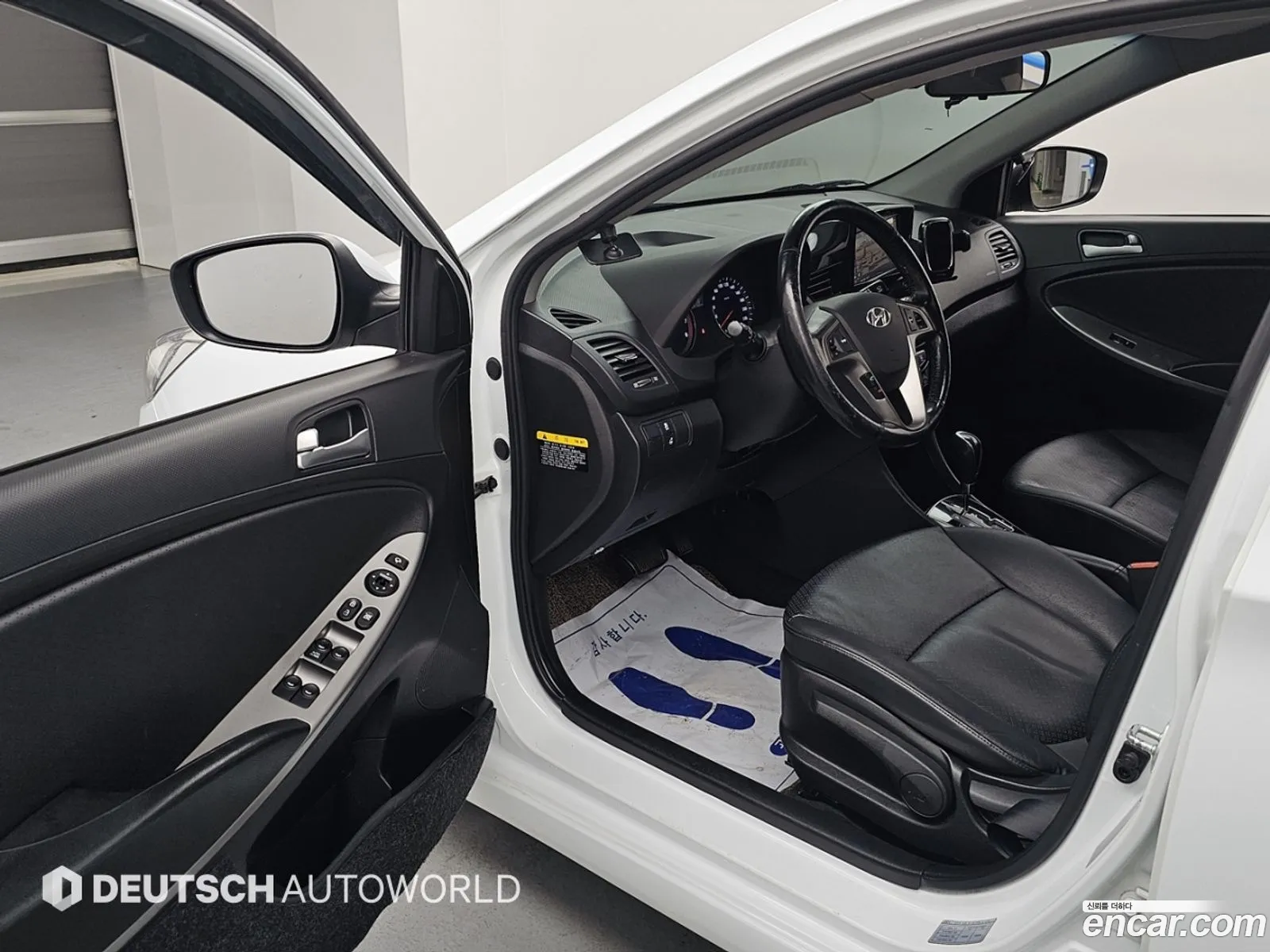 Hyundai Accent 2015 — 8