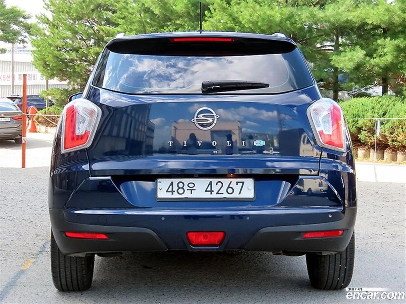 KG Mobility (SsangYong) Tivoli 2015 — 12