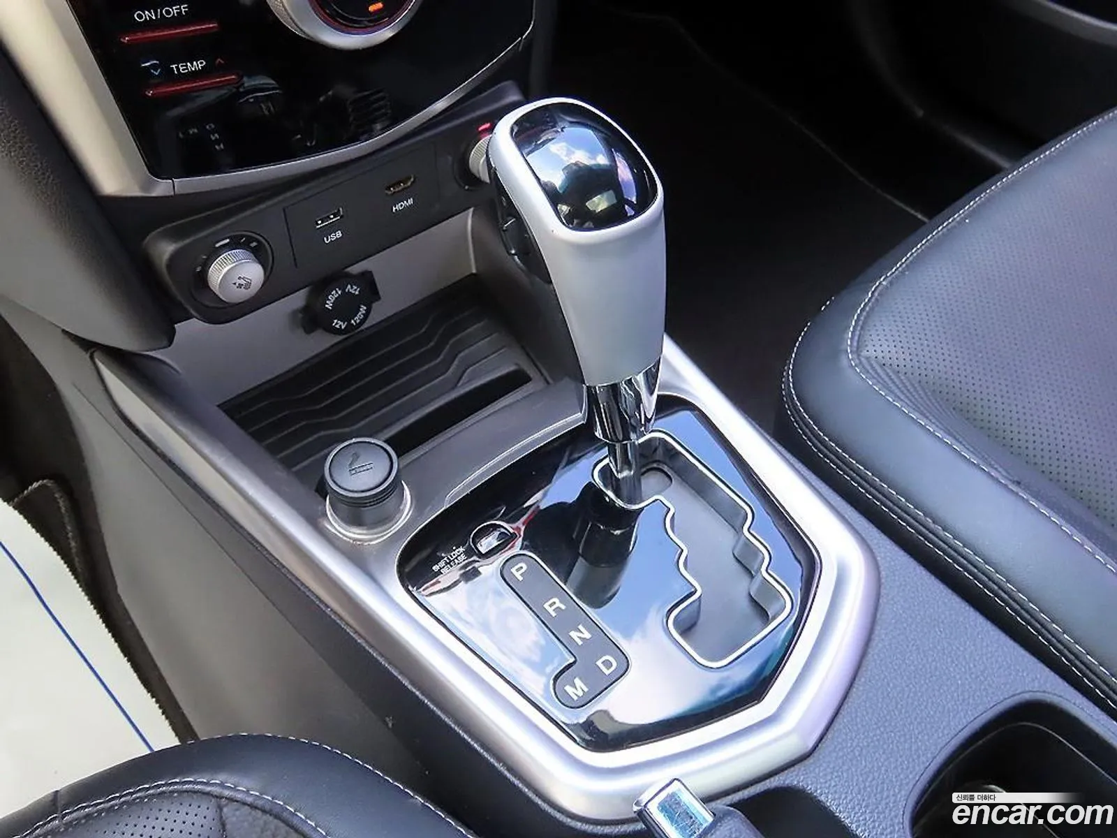 KG Mobility (SsangYong) Tivoli 2015 — 10