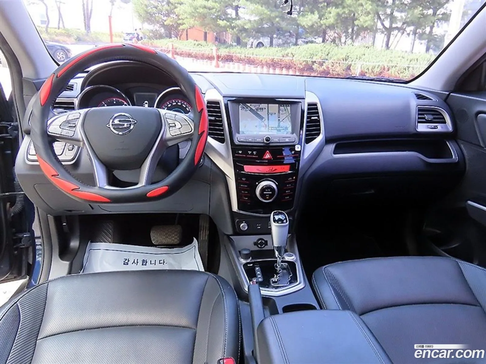 KG Mobility (SsangYong) Tivoli 2015 — 5
