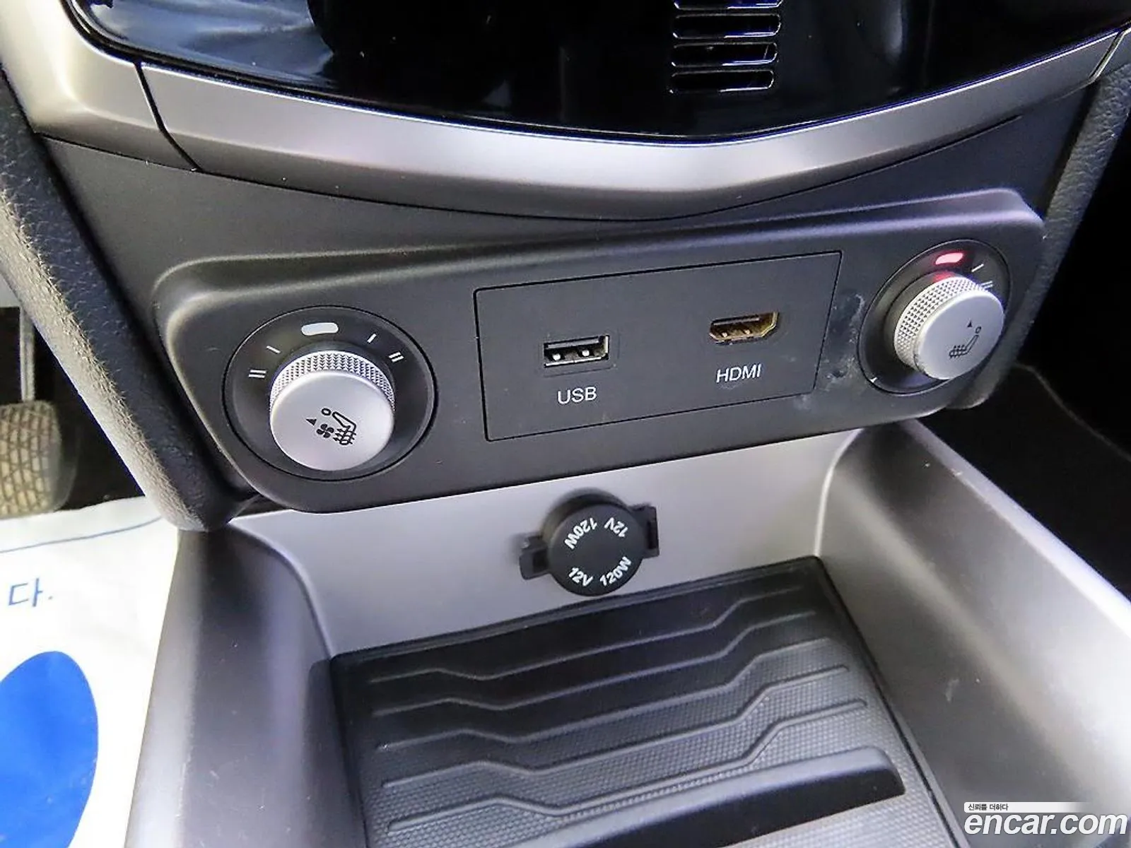 KG Mobility (SsangYong) Tivoli 2015 — 14