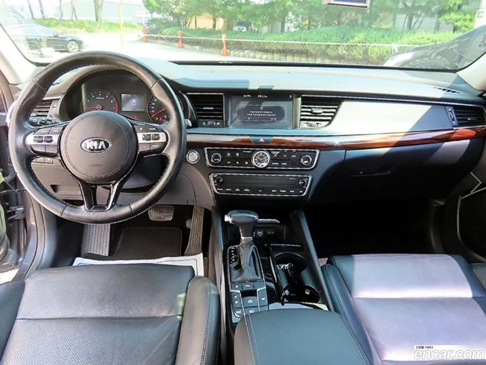 Kia K7 2016 — 13