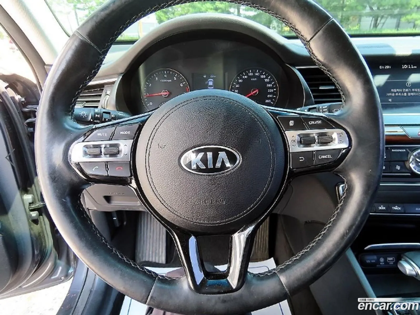 Kia K7 2016 — 7