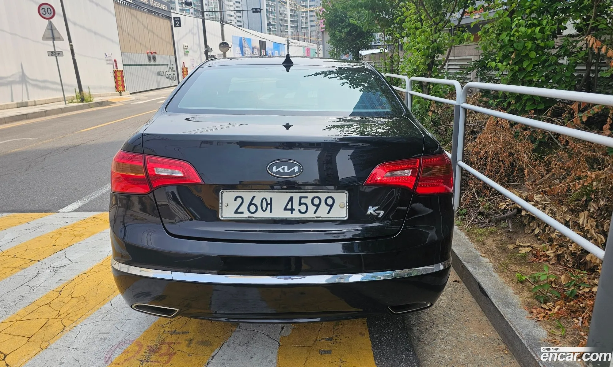 Kia K7 2010 — 11