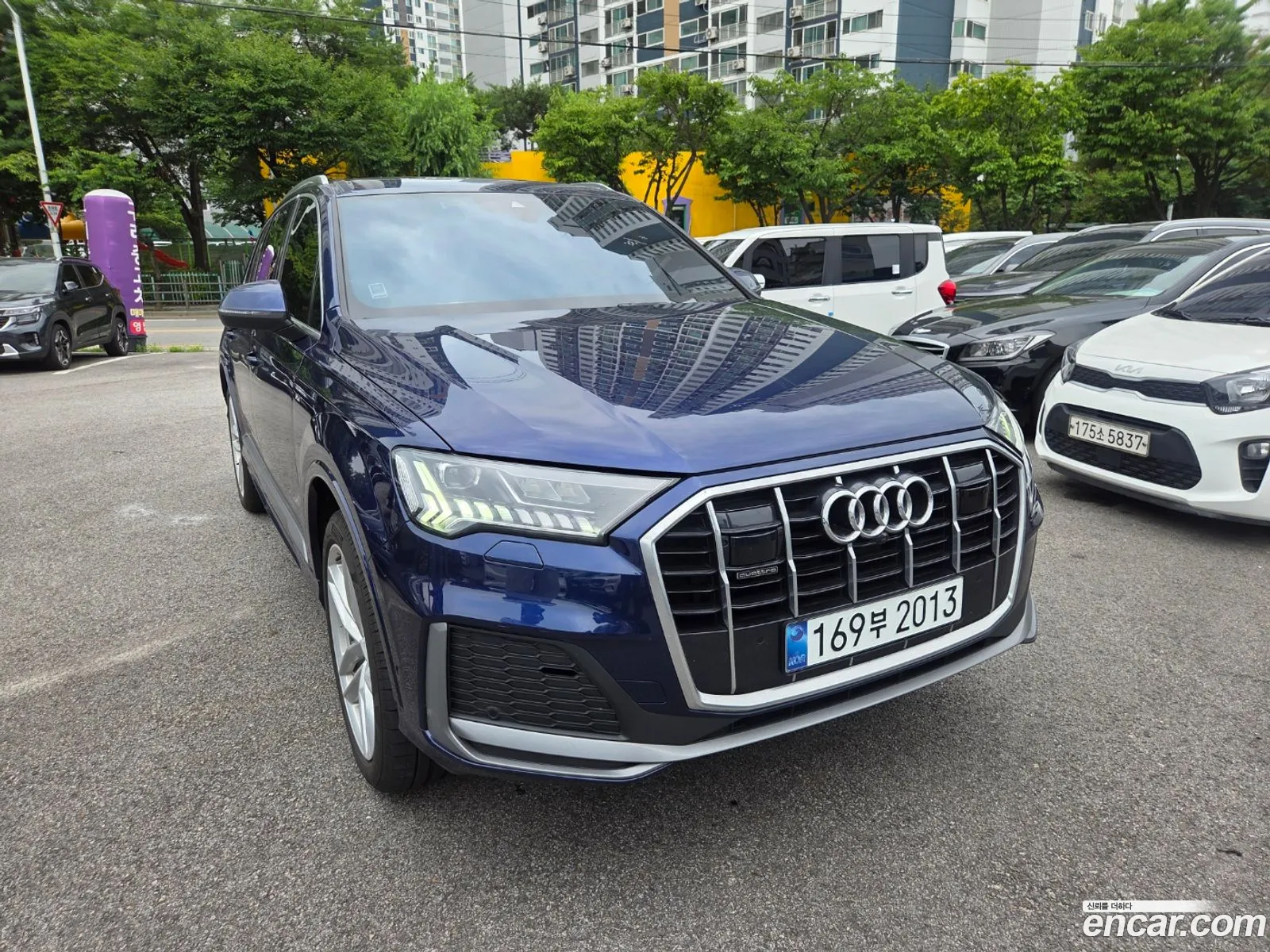 Audi Q7 2023 — 4