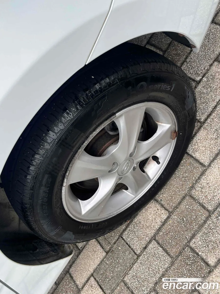 Hyundai Accent 2012 — 6