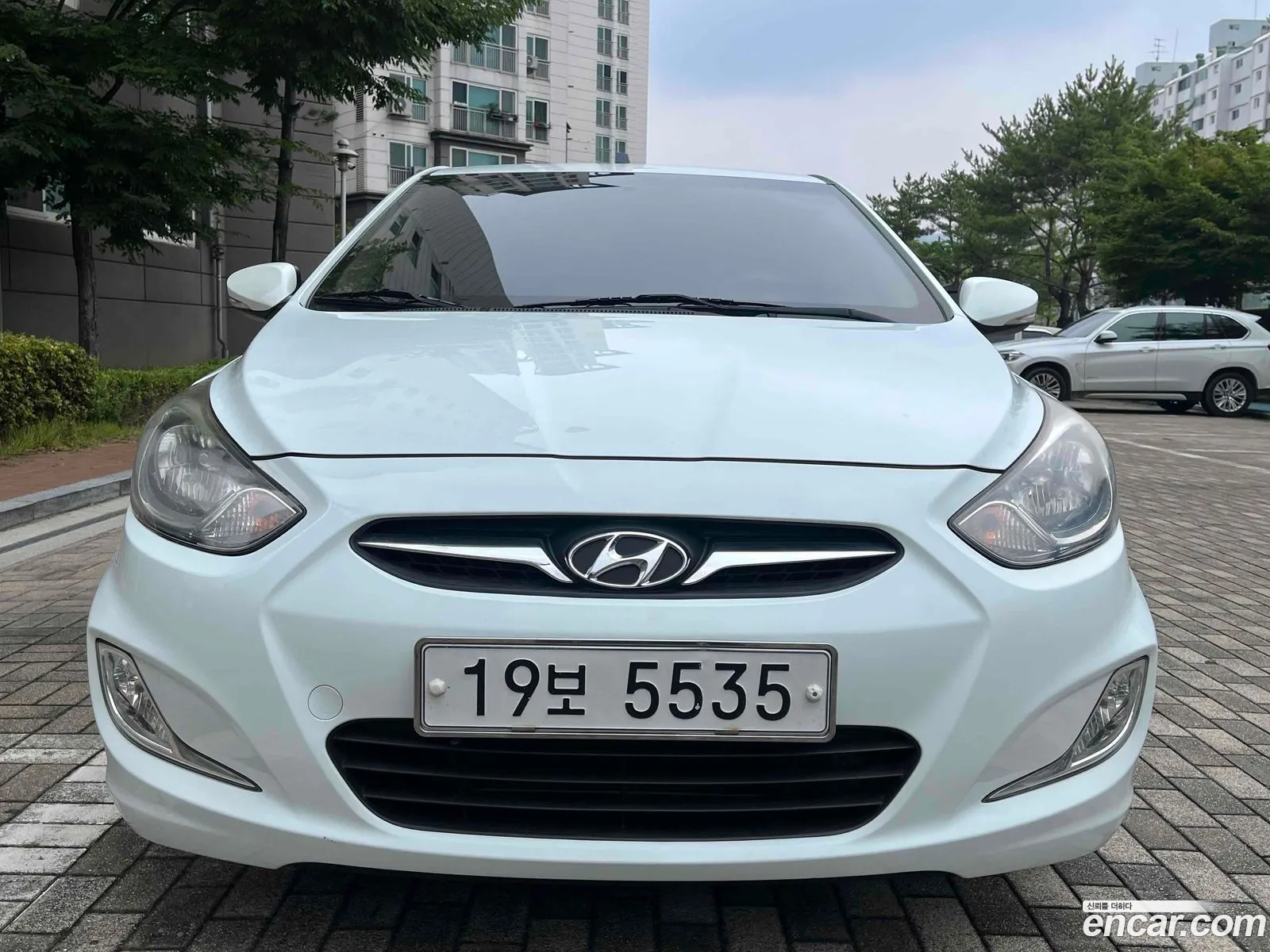 Hyundai Accent 2012 — 12
